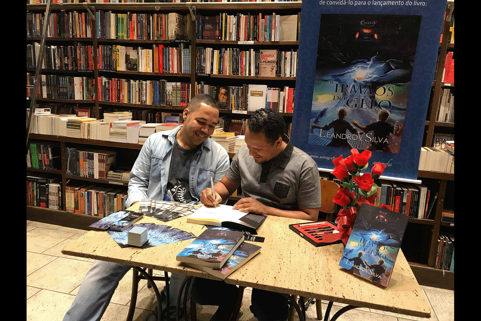 LeandroVSilva Os Irmãos  do Gelo Livraria da Travessa